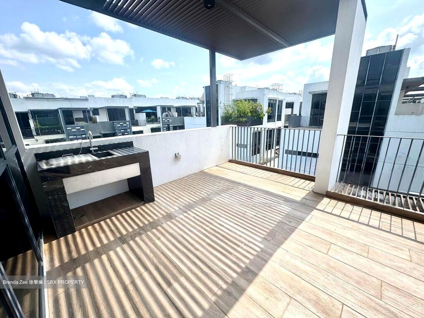 Alana (D28), Terrace #484934981